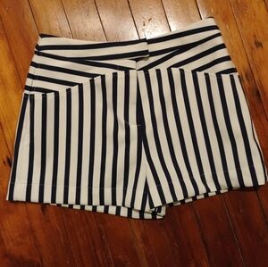 Women's TANYA TAYLOR Size 4 / Small White Shorts Navy Blue Stripes Nautical Vibe
